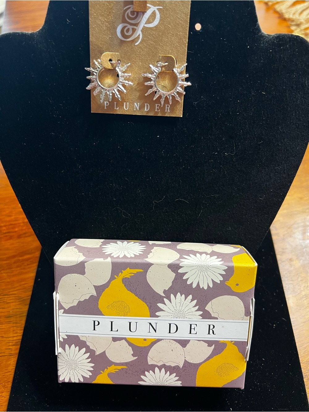 Plunder silver sunburst hoop earrings
